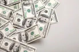 花费243万，他在美国治好了肠癌，赴美治癌，究竟值不值？图片