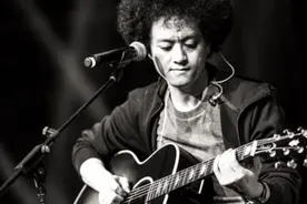 赵英俊，一次潇洒的告别图片