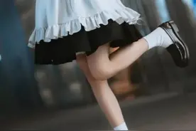 cos play白毛猫猫女仆图片