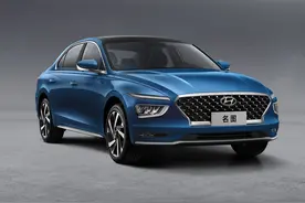 开习惯了现代名图，再驾驶大众高尔夫，车主直呼崩溃，差距太大图片