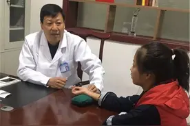 每个人的身上都有毛毛，为何有的女性下面却没毛？原因有这3点图片
