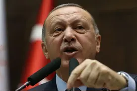 拿中国当挡箭牌无用，美国为彻底“打服”土耳其，实施第二轮制裁图片