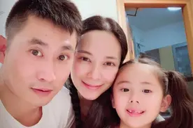 当红女星郭羡妮：嫁普通的河南小丈夫，给农村公婆买房图片
