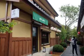 大连斥资60亿，打造国内最大的日本风情街，却引来巨大争议图片