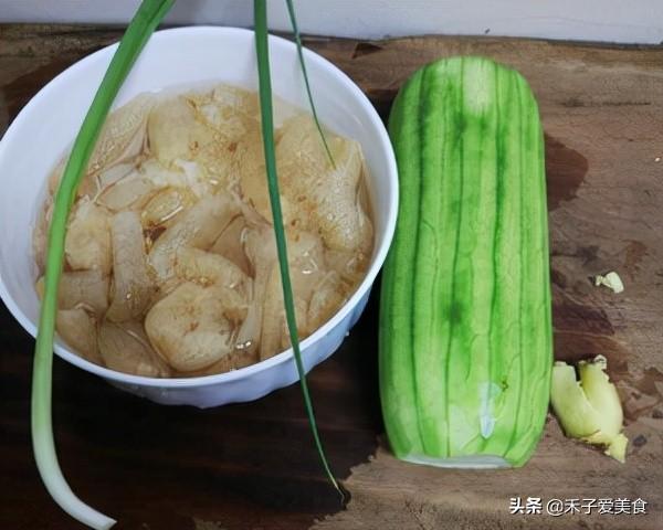 花胶竹笙水瓜 2026年花胶竹荪煲汤的做法大全