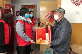 “暖阳在XIAN”在疫情期间为空巢老人持续“供暖”——西安市建立长效机制开创志愿服务工作新格局图片