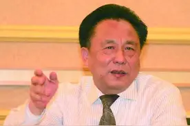 ​和10名女性生育11子女，揭71岁在逃富豪隐秘生活圈图片