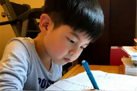 爱“磨蹭”的娃也有优点，父母正确引导，才能让“磨蹭娃”有出息图片