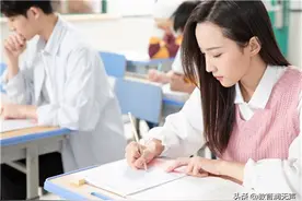 考研复试11女1男，导师问男生“你如何看待女多男少”图片