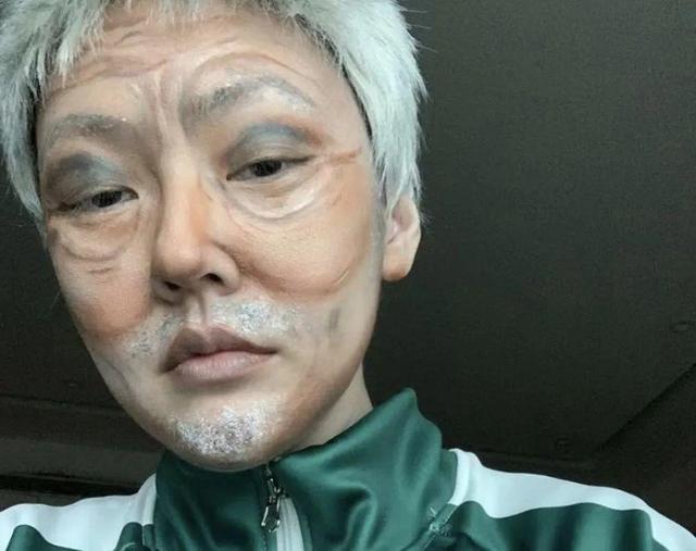 主角化装成鬼国外电影