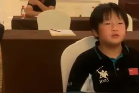 10岁轩轩大变样！穿国家马术队队服太帅气，边抹眼泪边表白冉莹颖图片