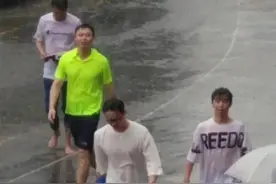 头可断，血可流，皮鞋不能不擦油图片