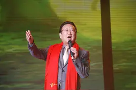 “富养女儿”的蒋大为：花光积蓄供女儿读书，女儿结婚他拼命买房图片