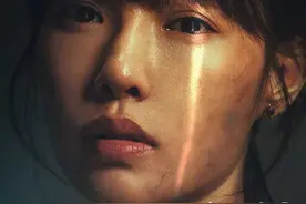 独居女被跟踪被下药，晚上床下躺个男人，《门锁》看得人汗毛直竖图片