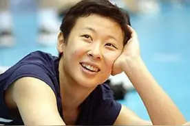 女排二传冯坤，嫁给大12岁的泰国老公，40岁生子，现状如何图片