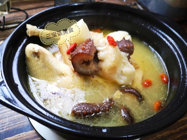 花胶海参鸡汤功效 2026年花胶海参鸡汤功效与禁忌