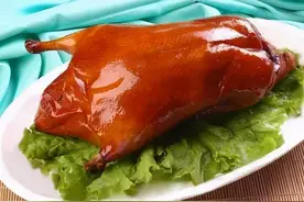 鸭肉营养胜过猪肉，夏季吃鸭好处多多图片