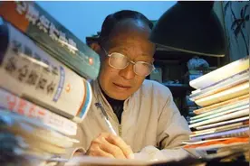 退休教师办补课班发挥余热，意外被人举报，教育局回应表明态度图片