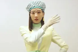 深田恭子广告跳昭和舞蹈，合作永野芽郁多部未华子图片