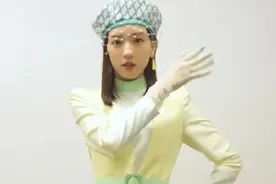 深田恭子广告跳昭和舞蹈，合作永野芽郁多部未华子图片