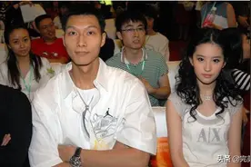 当年易建联主动追求刘亦菲被拒，如今两人怎么样了？图片