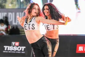 NBA拉拉队不好当，表演时穿衣有特殊讲究，还有这两条规定更奇葩图片
