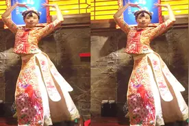 山城美女红遍抖音，一个人带火了一家火锅店，才华横溢的网红！视频封面