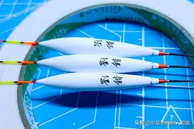 手工制作10套孔雀羽毛浮漂，送给自己最好的钓鱼礼物图片