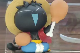 《罗小黑》联动《海贼王》，推出人物手办，造型又萌又帅图片