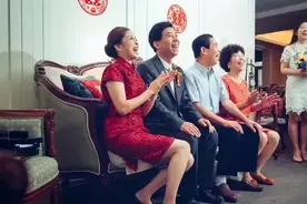 婚礼上父母应该怎么穿才最得体呢图片