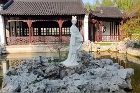 一个充满古代英雄和美女故事的园林：金陵第一名胜、南京第一湖图片