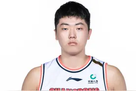 新赛季开赛至今，CBA广东队最令人惊喜的三位年轻球员图片