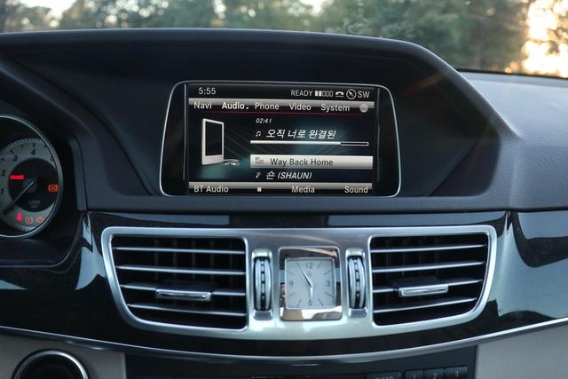 优雅经典又不失运动的W212 V8双涡轮奔驰E550用车分享