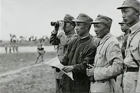 华野围攻黄百韬伤亡惨重，粟裕：严禁上报伤亡数字！事后才知高明图片