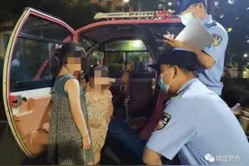 什么情况？晚上8点，靖江一小区楼下，传来两名小女孩可怜的哭声图片
