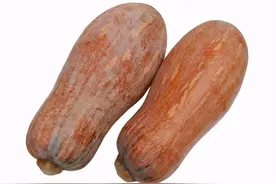 买老南瓜，不是个头越大越好，牢记4个挑选技巧，保准南瓜粉又甜图片