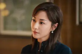 潜规则“逃跑”？喜欢自己的谣言，这位姐姐是真不想火图片