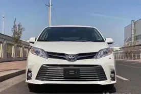 MPV车型首选车型，丰田塞纳图片