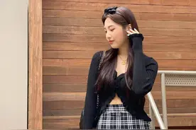 可盐可甜朴秀荣Joy私服超亮眼图片