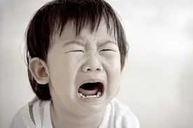 2岁男童意外触电，家中隐藏的9大夺命隐患，一不小心就伤娃图片