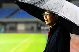 带出武磊的青训教父徐根宝，搞青训多难？5块钱门票都不放过图片