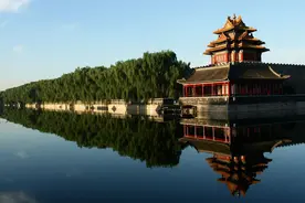 对比四大一线城市和杭州，看看准一线城市和一线城市差距还有多大图片
