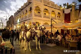 富得流油的卡塔尔，首都多哈的白天与黑夜，几乎不是同一座城市图片