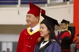 靠读唇语考上清华博士！“空心病”泛滥的年代，她像一道光图片