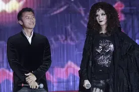 叛逆谢霆锋：徘徊在绯闻之间，听一听谢母狄波拉的忠告图片