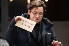 71岁谭咏麟回应睡23岁女粉丝，女方的男友放锤，应采儿点赞图片