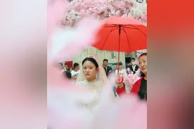 牵子之手，与子偕老——婚礼随拍图片