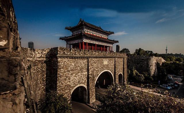 你知道中国历史上的六大古都和七大古都吗，分别是哪些朝代定都的