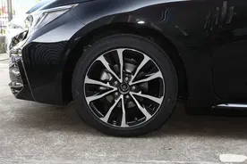 适合家用的雷凌，省油又安全，全系自动挡，11.38万起图片