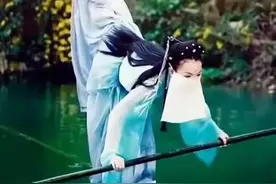 贵州女孩杨柳：水中独竹上跳舞，让民族文化和非遗绝技惊艳世界图片